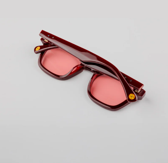 Hero Burgundy Limited Edition