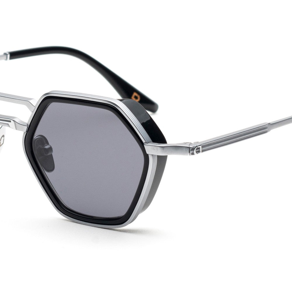 Lambeth Titanium Silver/Black